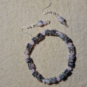 Handmade stretch bracelet and earrings